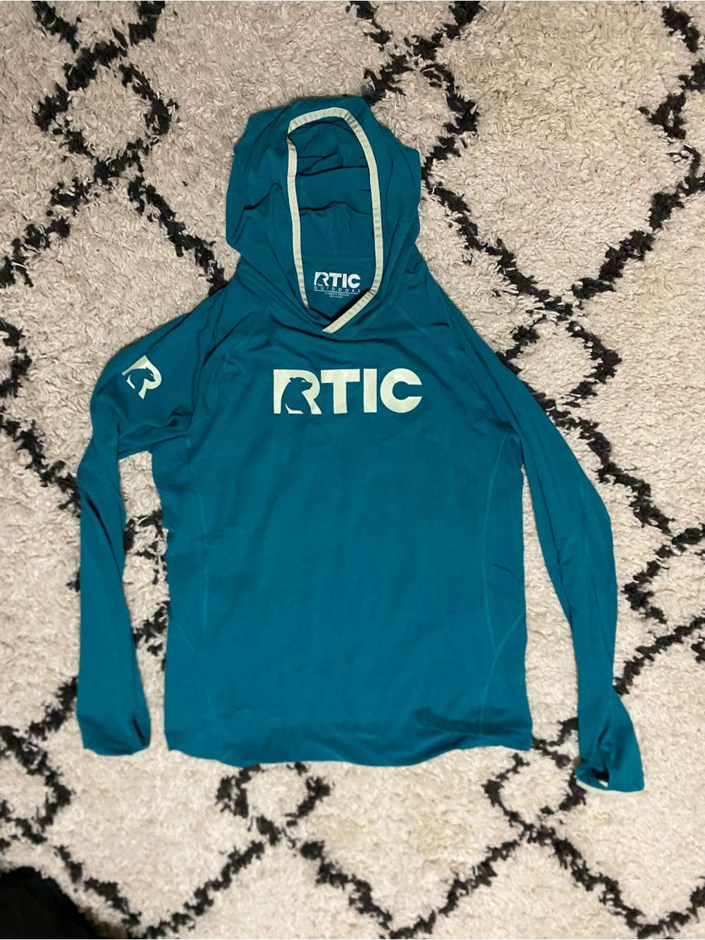 Women’s RTIC long sleeve with hood - M